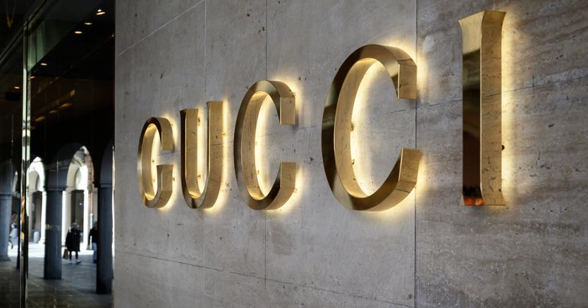 Gucci società shop
